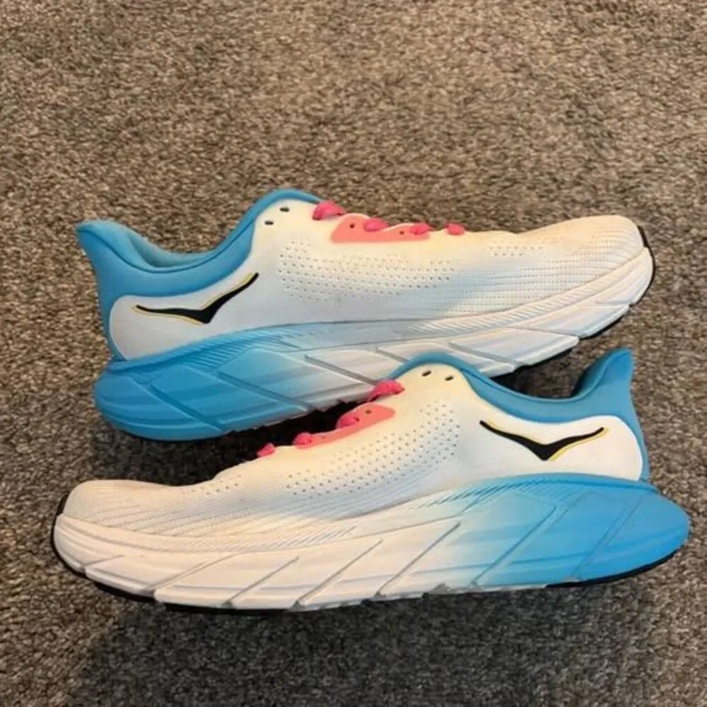 Hoka W Arahi 7‎ Running Shoes Size 10B